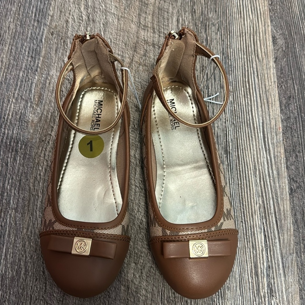 Michael Kors girls shoes